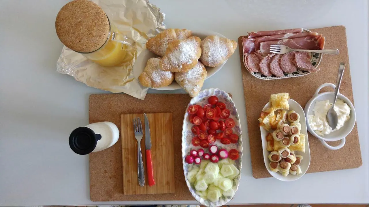 Vistazzurra B&B Ancona Italia